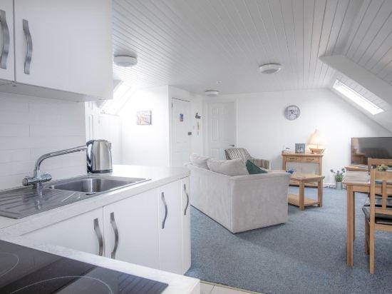St Julians View - 1 Bedroom Apartment - Tenby Hotel in Wales