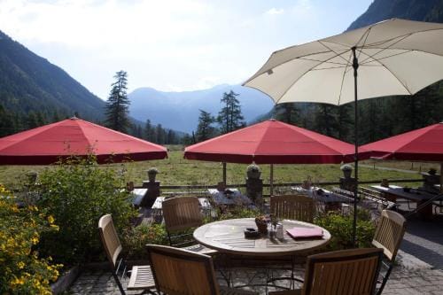 Gasthaus Spinas Inn in Samedan