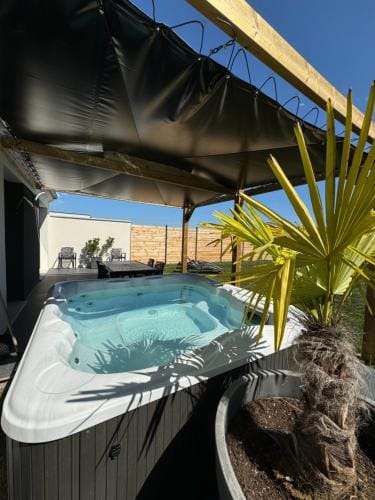Eden Forest & Spa Lodge in Hauts-de-France