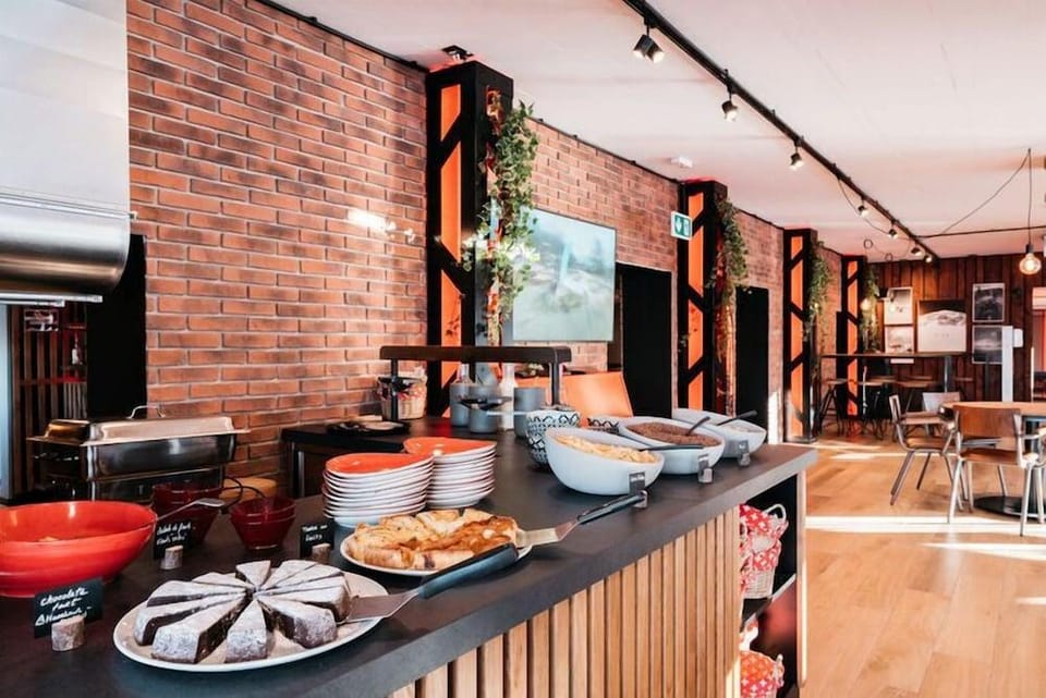 Alaia Lodge Hostel in Crans-Montana