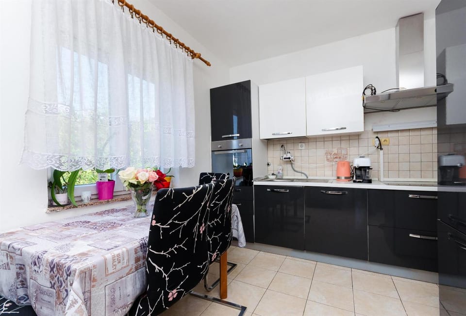 Apartments Opsenica Hotel in Lika-Senj County