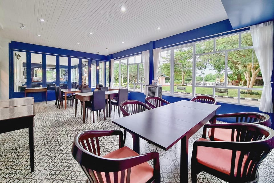 Madina Hotel Hotel in Rayong, Mueang Rayong District, Rayong, Thailand