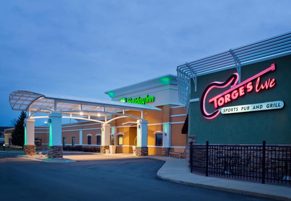 DoubleTree by Hilton Austin Hotel in Minnesota