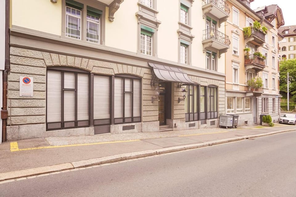 EMA House Serviced Apartments - Superior Standard - Unterstrass Apartment hotel in Zurich City