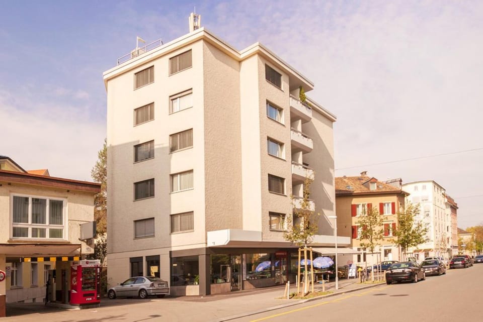 EMA House Serviced Apartments - Aussersihl Hotel in Zurich City