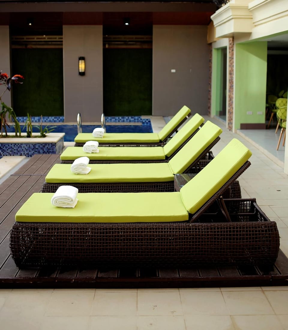 Villa Caceres Hotel Hotel in Naga