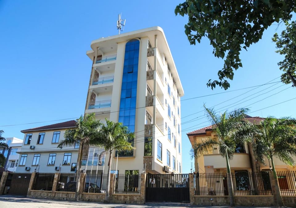 Hotel de Mag (Plaza) Hotel in City of Dar es Salaam