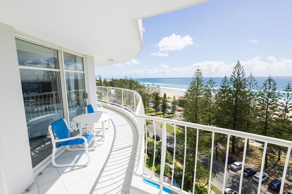 Burleigh Surf Apartment hotel in Burleigh Heads