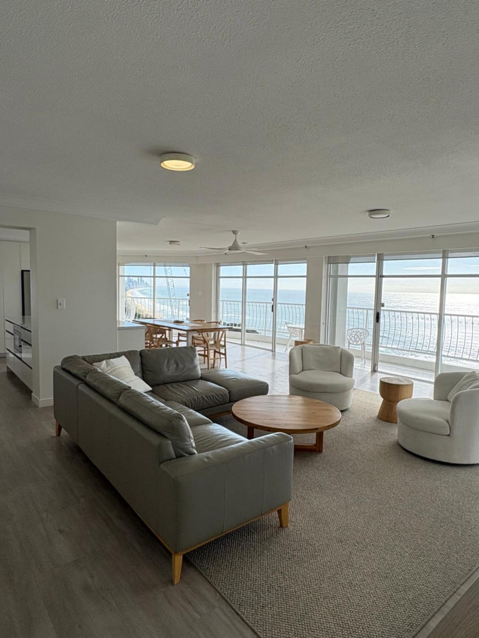Burleigh Surf Apartment hotel in Burleigh Heads