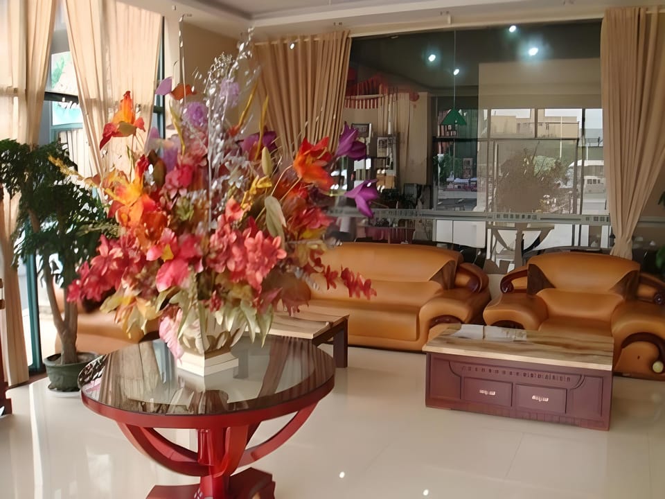 GreenTree Inn Wuxi Huishan District Taihu Huanle Garden Qianqiao Express Hotel Hotel in Suzhou
