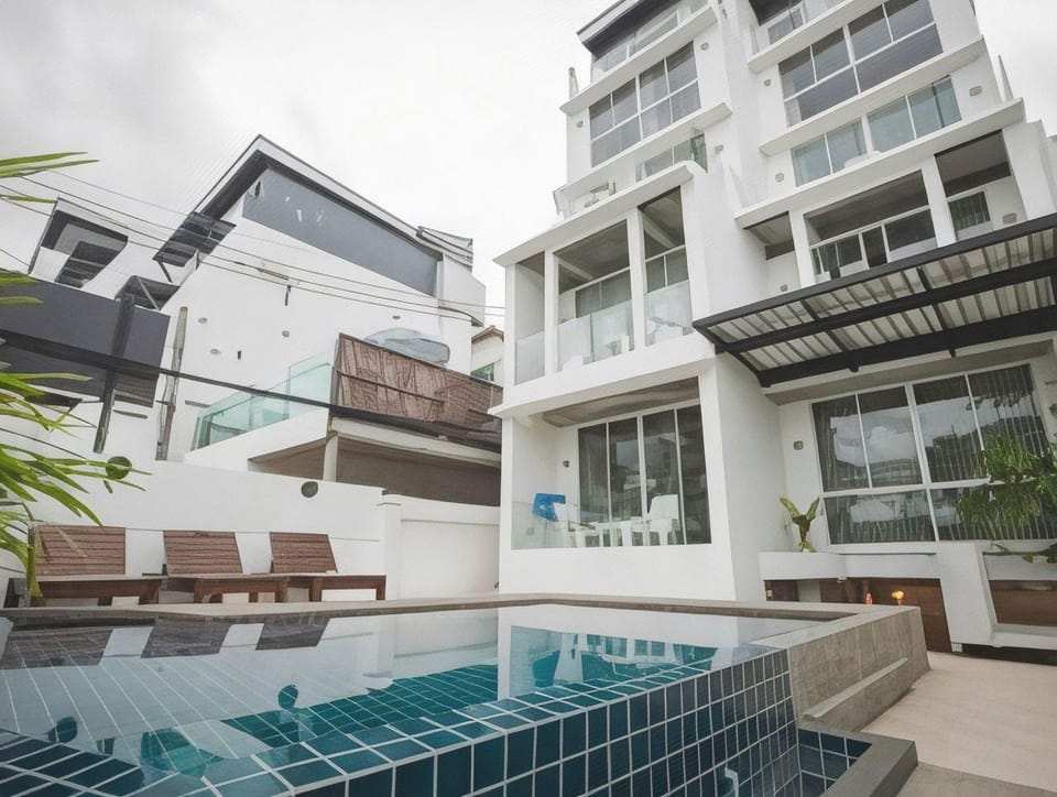 The Front Hotel and Apartments Apartment hotel in Patong