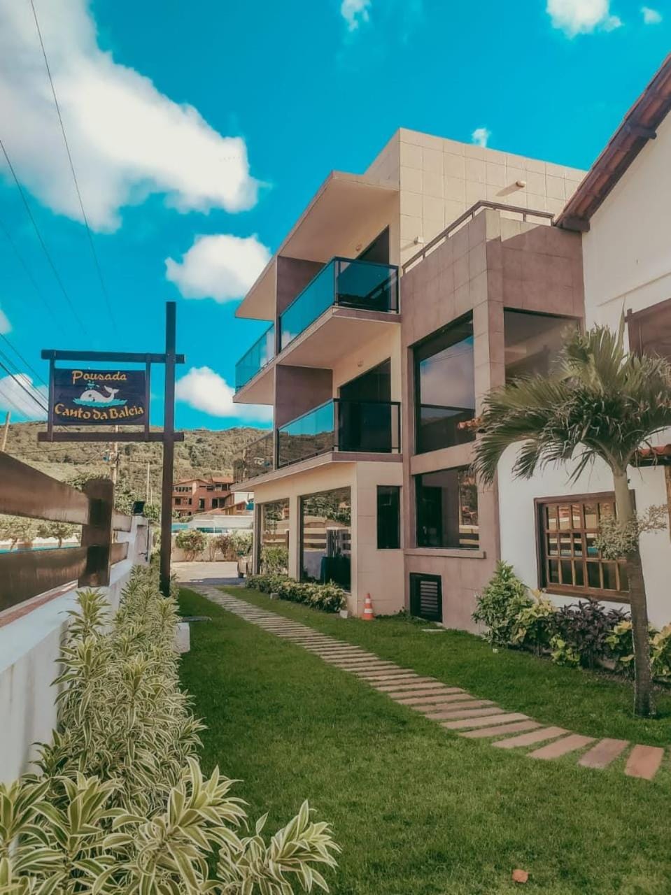 Pousada Canto da Baleia Inn in Vila Canaa