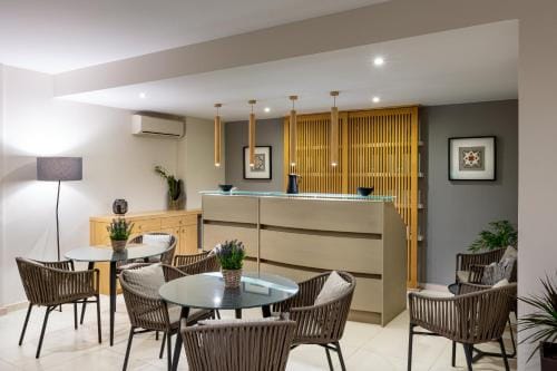 Icarus Apartments Hotel in Rethymno