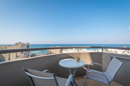 Icarus Apartments Hotel in Rethymno