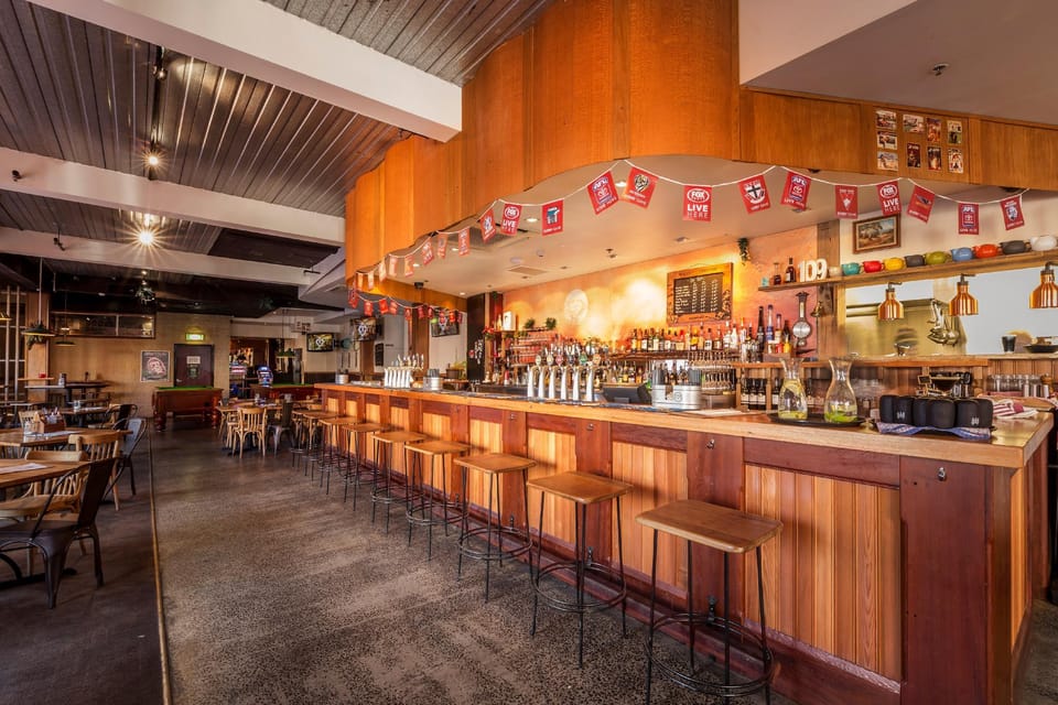 Bar