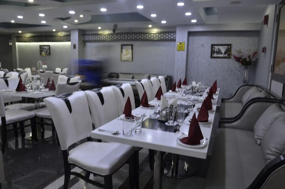 Hotel Sudesh Tower Hotel in Kolkata