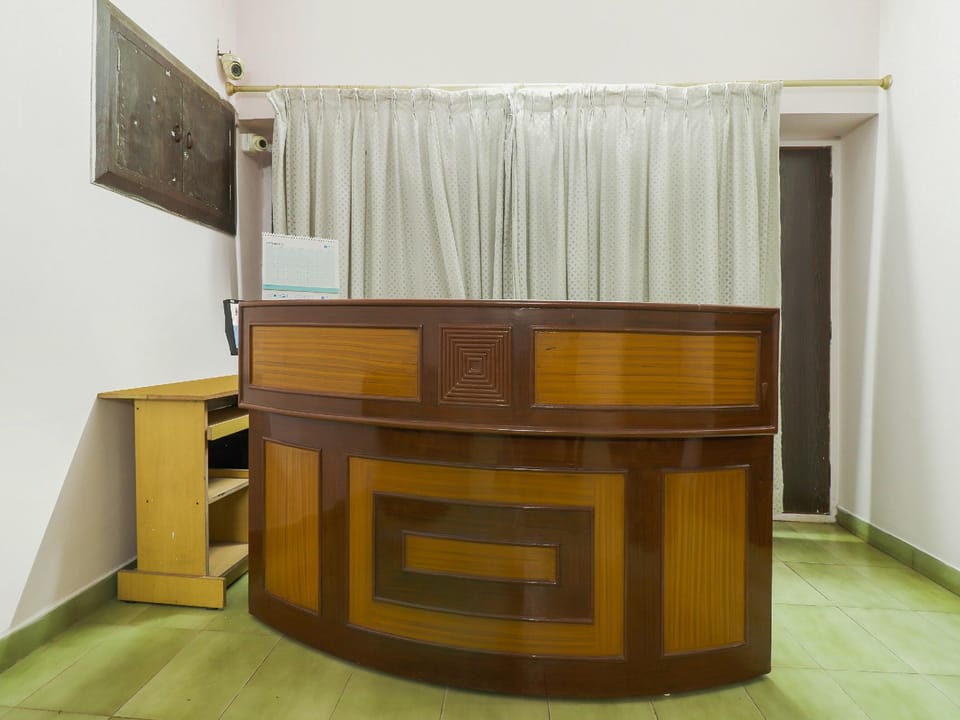 Hotel O Live Inn Guest House Hotel in Visakhapatnam