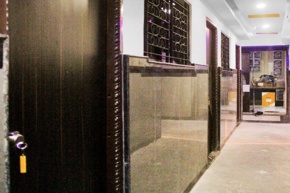 OYO Flagship Hotel Royals Gold Hotel in Maharashtra