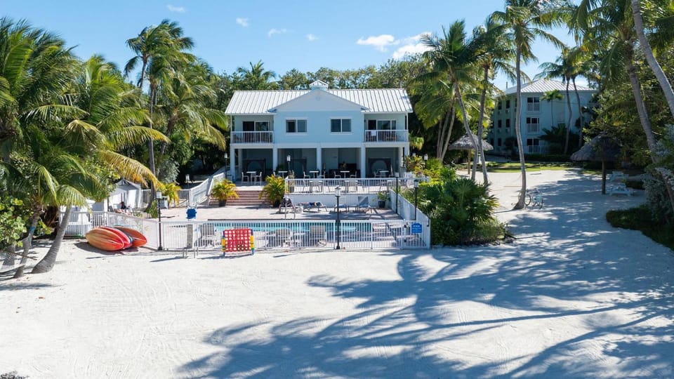 Bayside Inn Key Largo Inn in Key Largo
