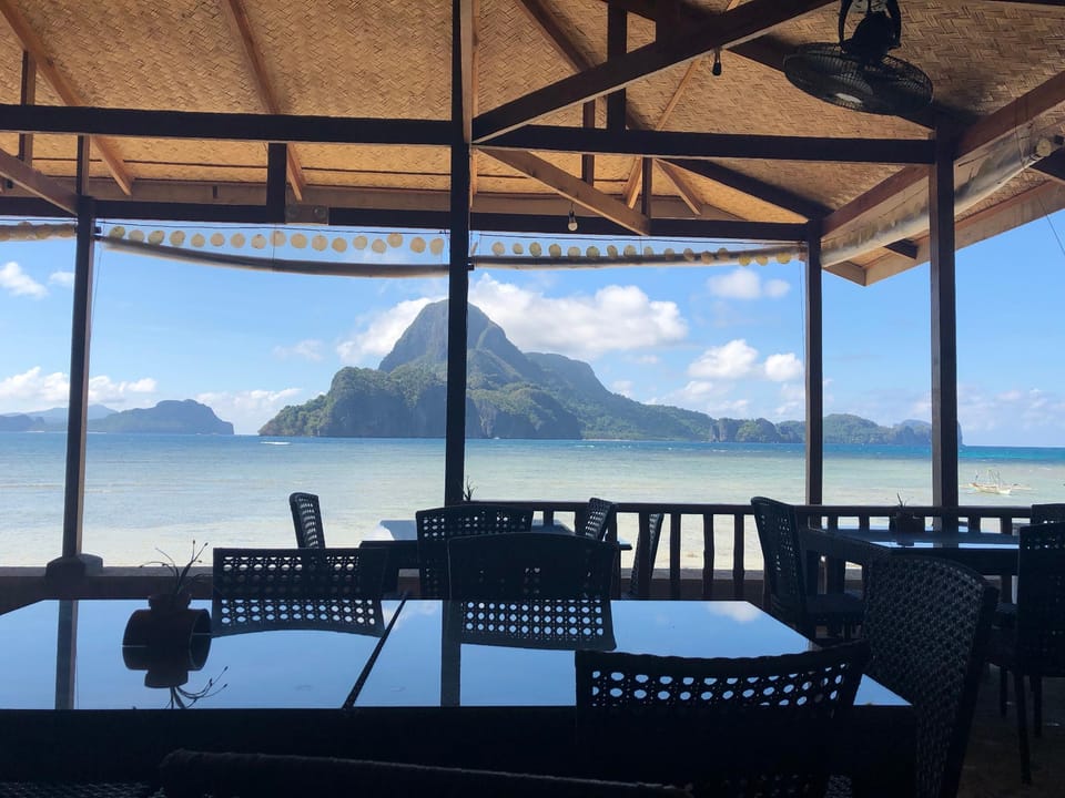 Golden Monkey Cottages Resort in El Nido
