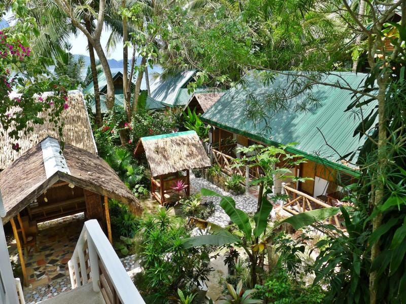 Golden Monkey Cottages Resort in El Nido
