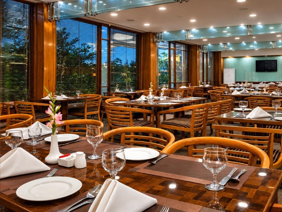 Hotel Crown CP Hotel in Islamabad Capital Territory