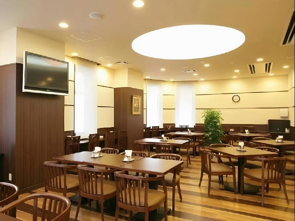 Hotel Route Inn Hanamaki Hotel in Japan