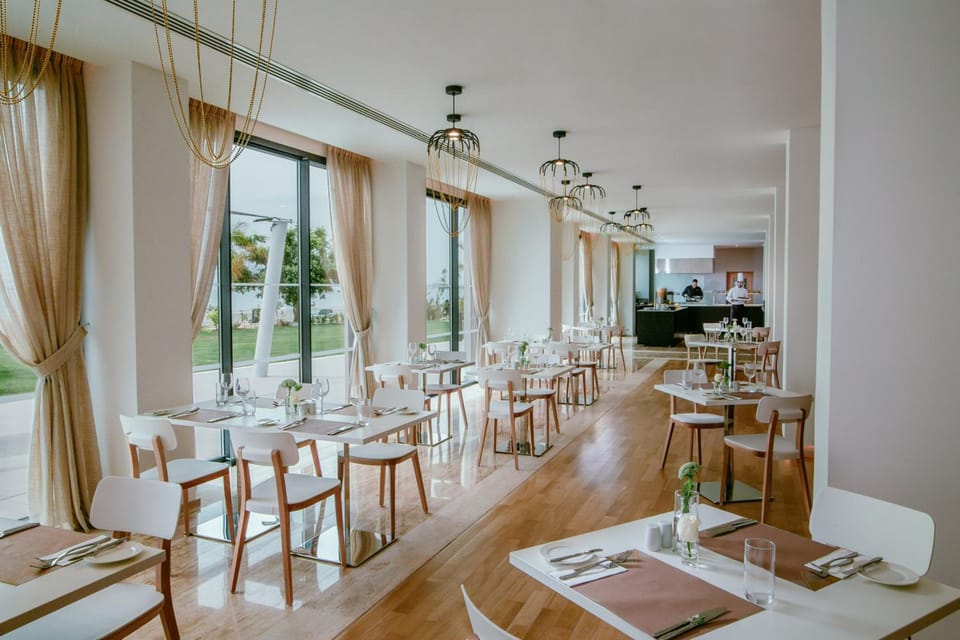 Lebay Beach Hotel Hotel in Oroklini