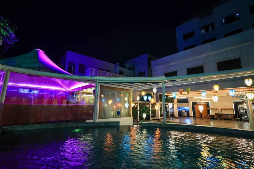 Swimming pool