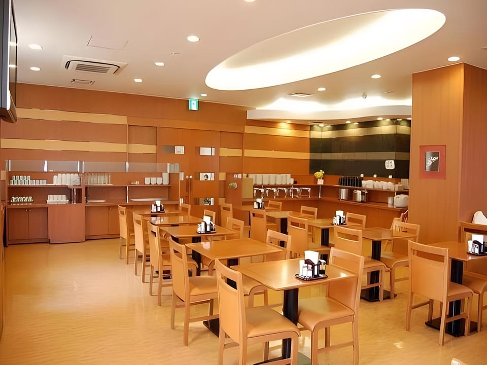 Hotel Route Inn Matsusaka Ekihigashi Hotel in Japan