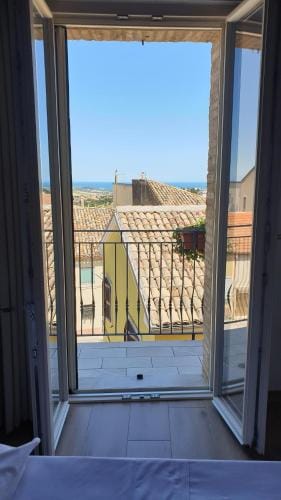 Aghel Luxury Room Hotel in Recanati