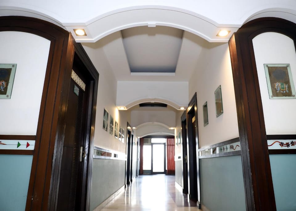 Hotel Yadu Residency Hotel in Uttar Pradesh