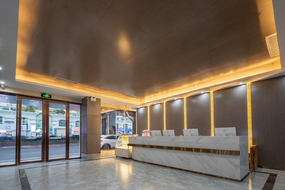 Echarm Hotel Haikou Shangbang Baihui City Haiken Plaza Hotel in Hainan