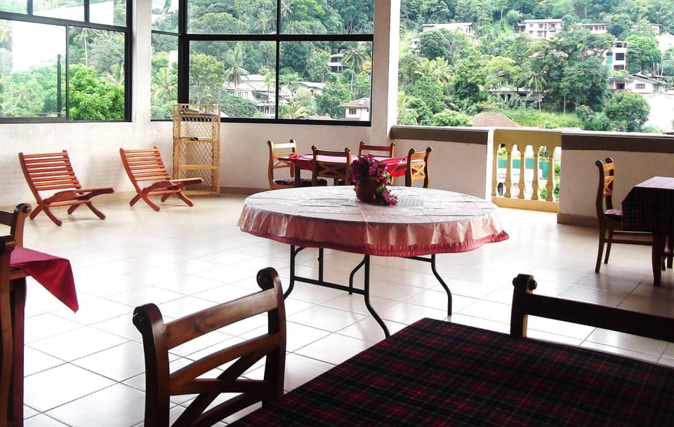 Majestic Tourist Hotel Hotel in Kandy