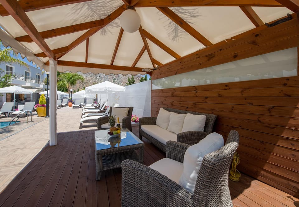 Paradice Hotel Luxury Suites Hotel in Crete