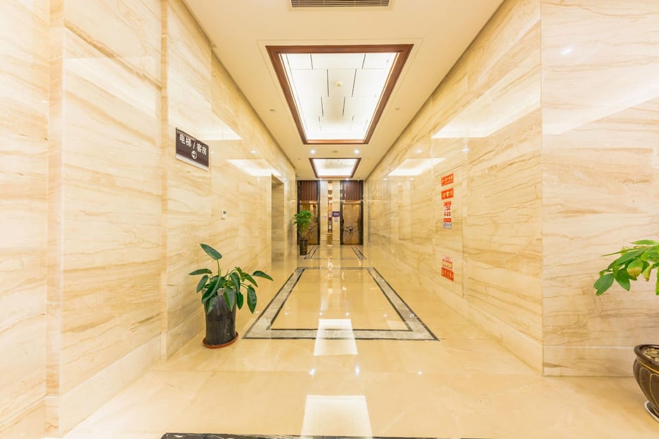 QIANDAOHU LUOMAN HOLIDAY HOTEL Hotel in Hangzhou