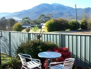 Bogong Moth Motel Motel in Tawonga South