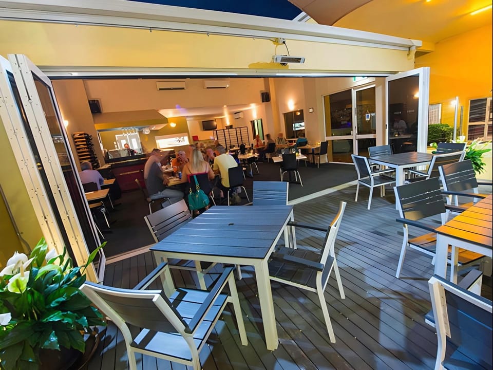 Harbour Sails Motor Inn Hotel in Gladstone