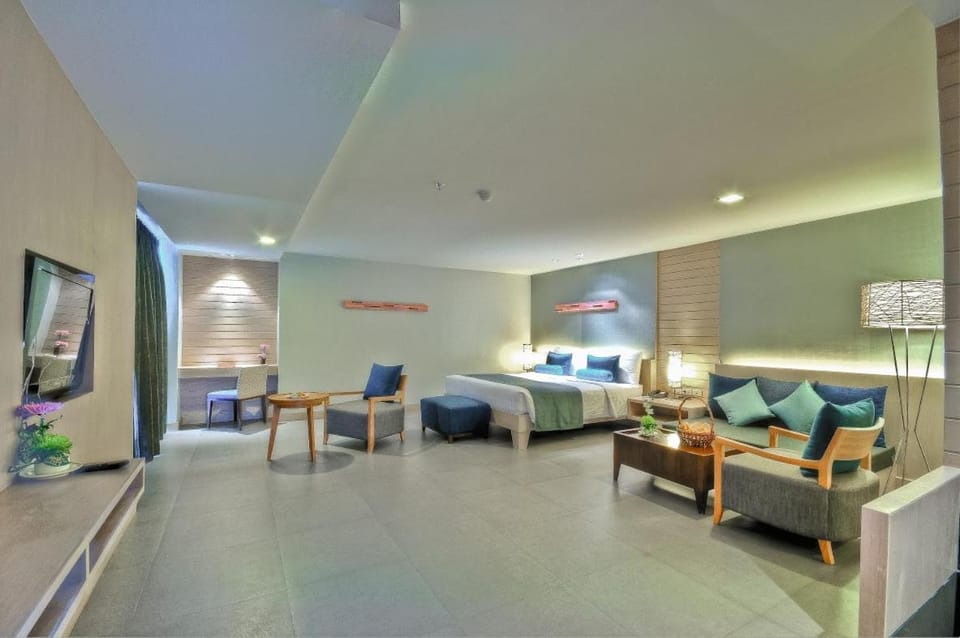 ASHLEE Heights Hotel Patong Hotel in Patong