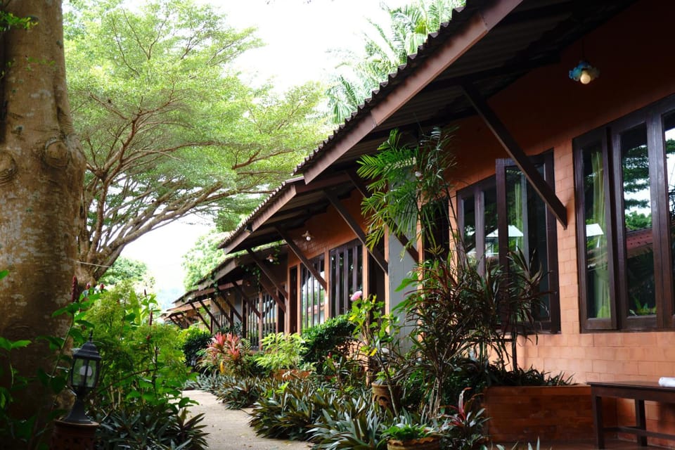 Phuket Siam Villas Hotel in Chalong