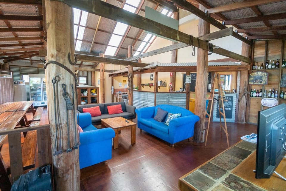 Woolshed Eco Lodge Lodge in Hervey Bay