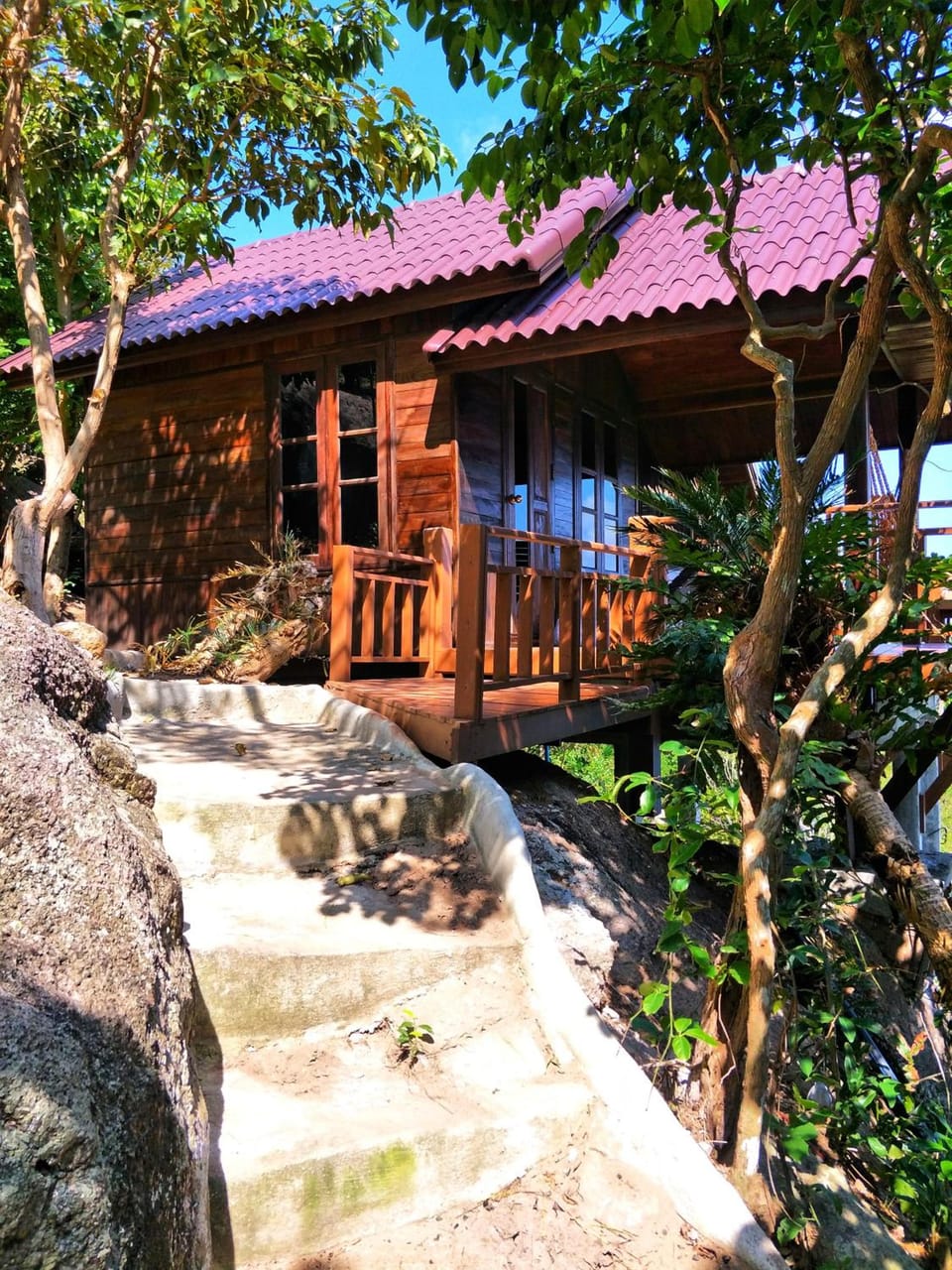 Moondance Magicview Bungalow Resort in Ko Tao