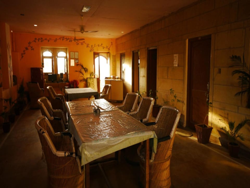 Hotel Roop Mahal Hotel in Sindh