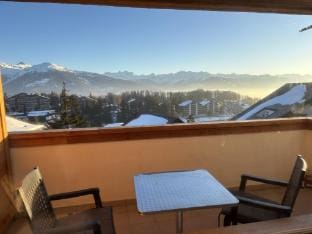 L'Eperon Center Crans wonderful view Hotel in Crans-Montana
