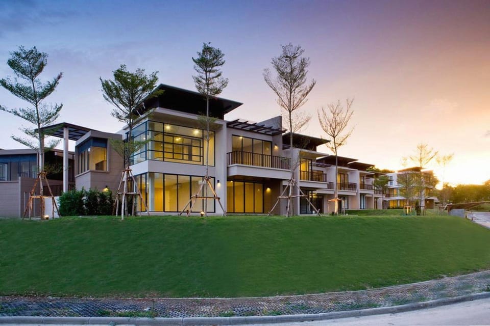 Palm Crescent Hua Hin Resort Apartment hotel in Thailand