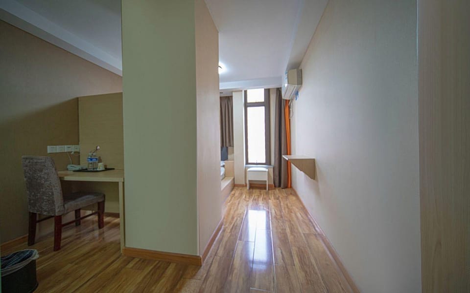 Super 8 Hotel (Wuhu Anshi University Convention and Exhibition Center Store) Hotel in Nanjing