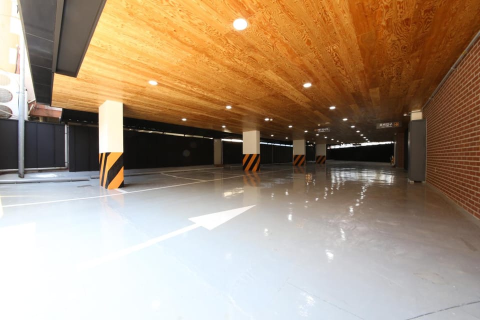 Two Nights Business Hotel Hotel in South Korea
