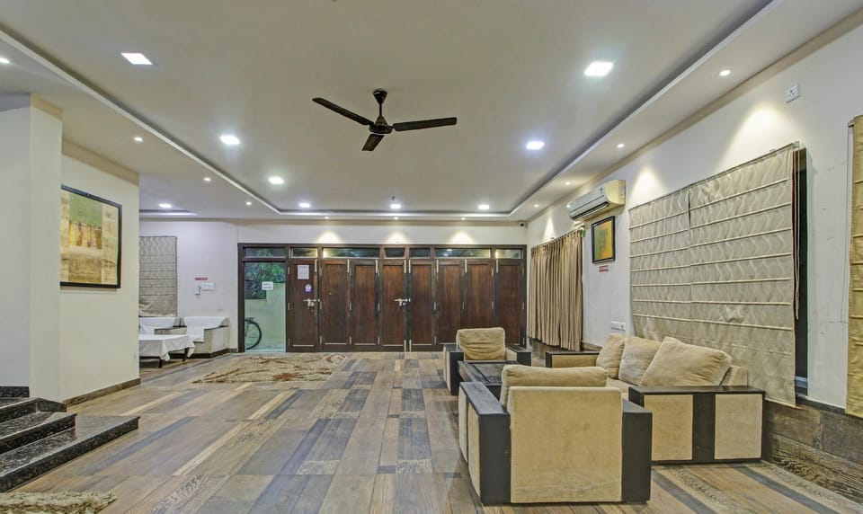 TREEBO TREND AADORLYS Hotel in Kolkata