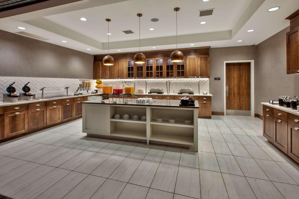 Homewood Suites by Hilton Columbus Easton Hotel in Ohio