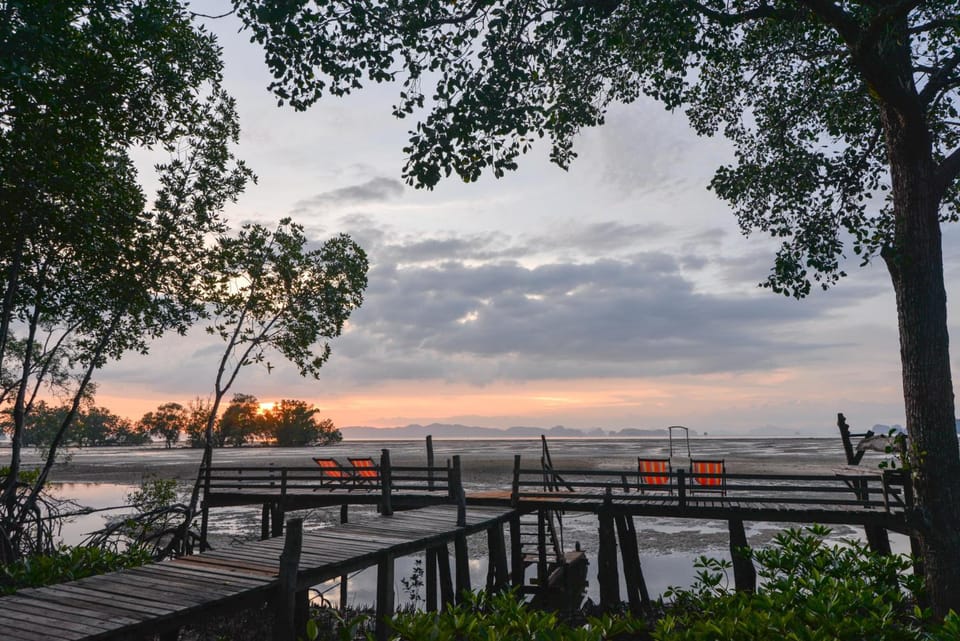 The Bananas Bungalow Resort in Krabi Changwat